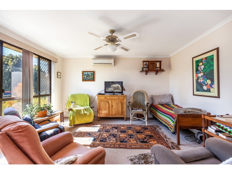 130 Hogg Street, Wilsonton Heights QLD 4350