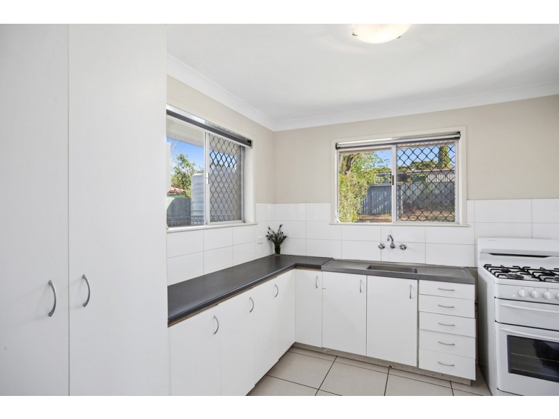 18 Chopin Street, Rockville QLD 4350