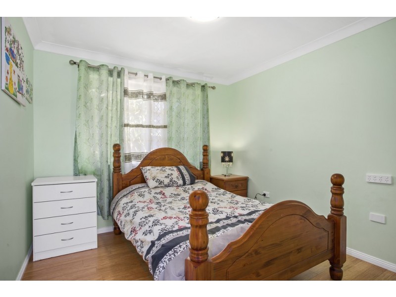 18 Chopin Street, Rockville QLD 4350