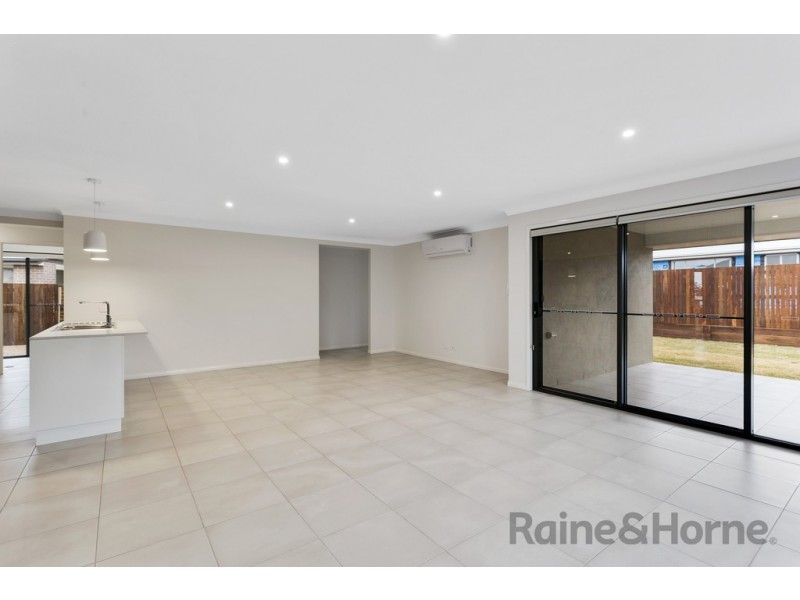 3 Bootes Street, Kearneys Spring QLD 4350