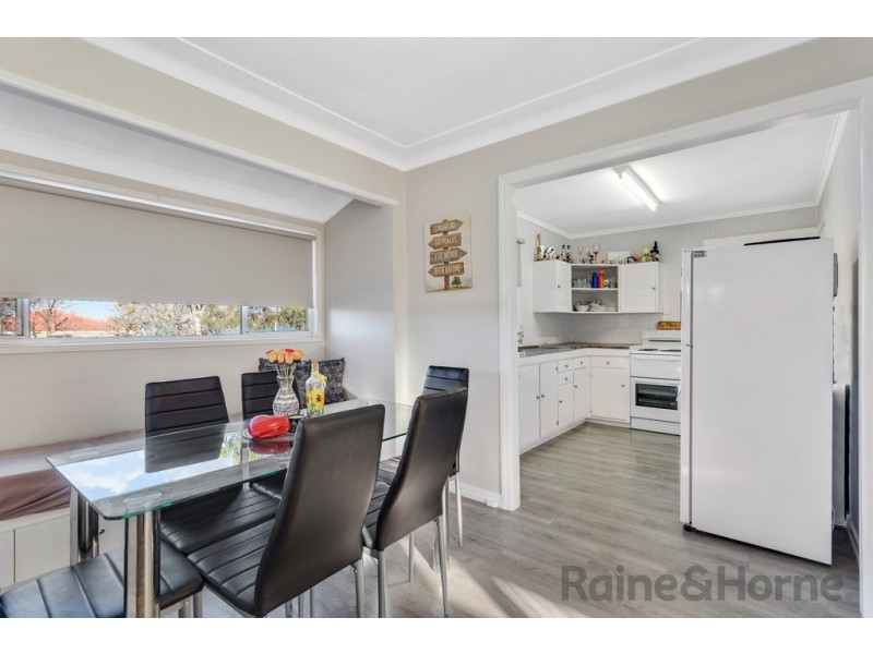 34 Hoey Street, Kearneys Spring QLD 4350