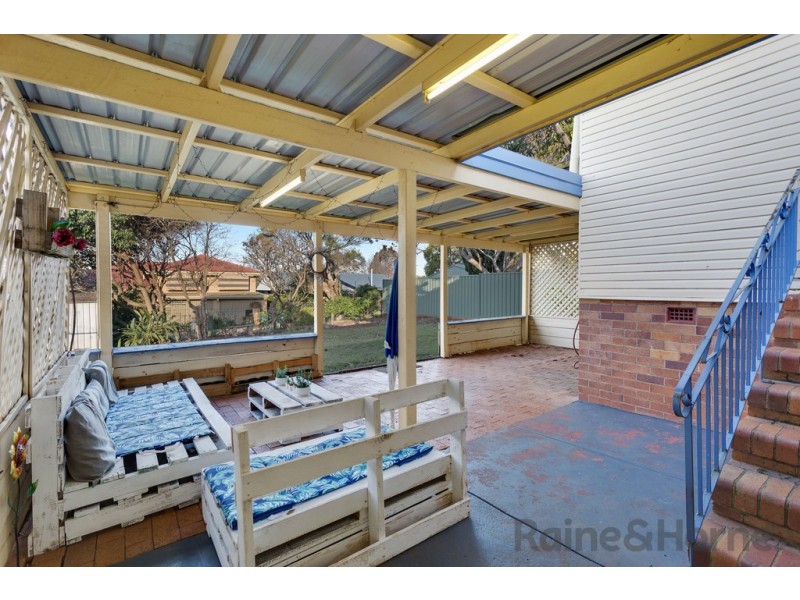 34 Hoey Street, Kearneys Spring QLD 4350