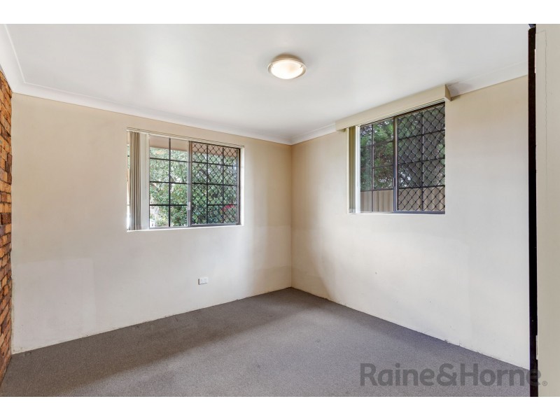 2/23 Dumba Street, Harristown QLD 4350
