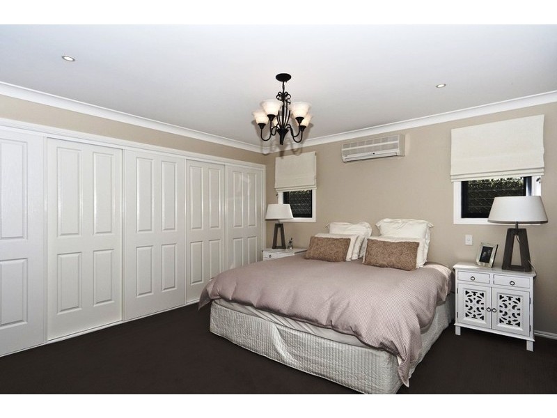 32 Wood Drive, Middle Ridge QLD 4350