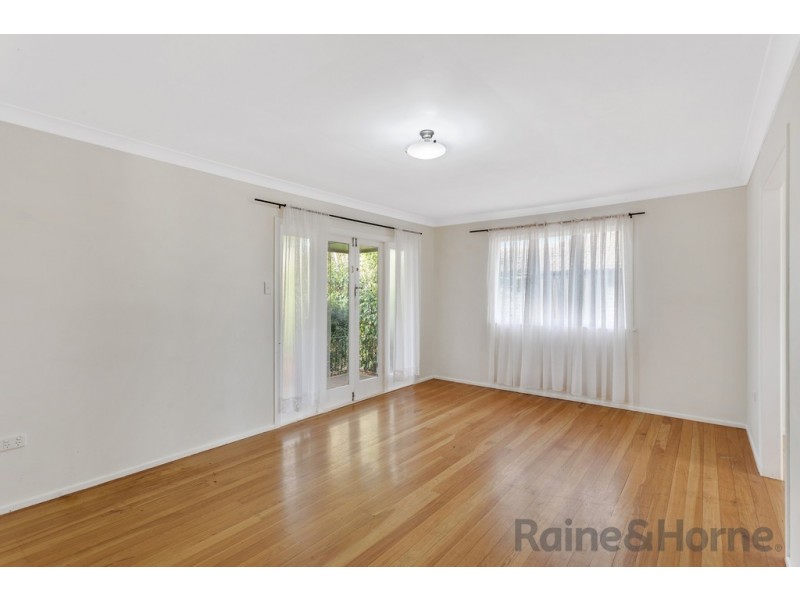 4 Nuss Street, Wilsonton QLD 4350