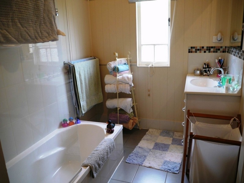 54A  Buckland Street, Harristown QLD 4350