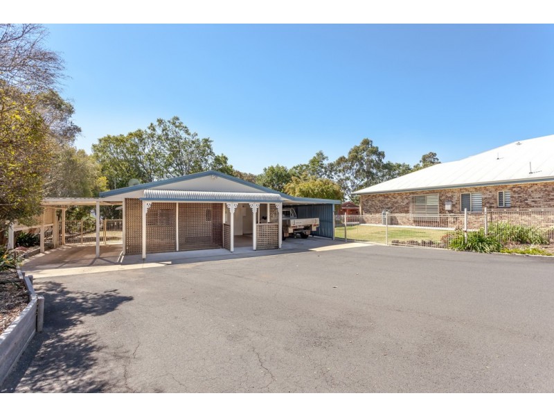 1 Rocky Ridge Court, Cotswold Hills QLD 4350