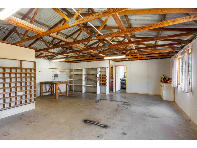 1 Rocky Ridge Court, Cotswold Hills QLD 4350