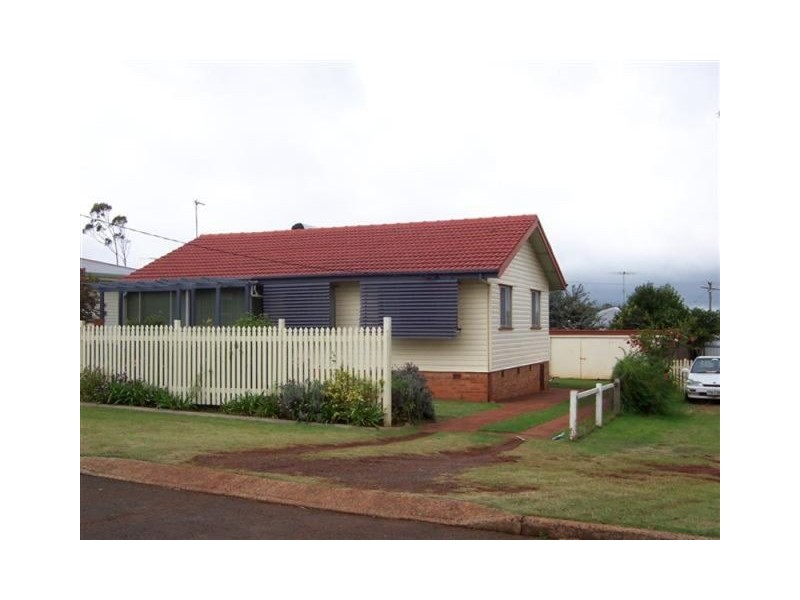 6 Druce Street, Wilsonton QLD 4350
