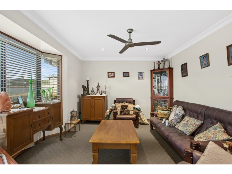 2 Barambah Street, Glenvale QLD 4350