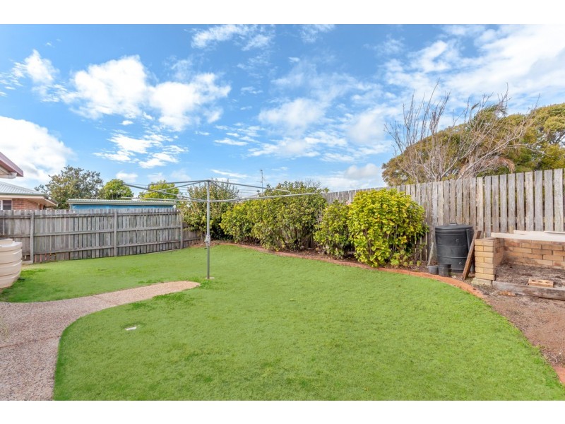 24 Carmen Street, Kearneys Spring QLD 4350