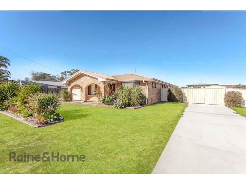 3 Ferguson Road, Westbrook QLD 4350