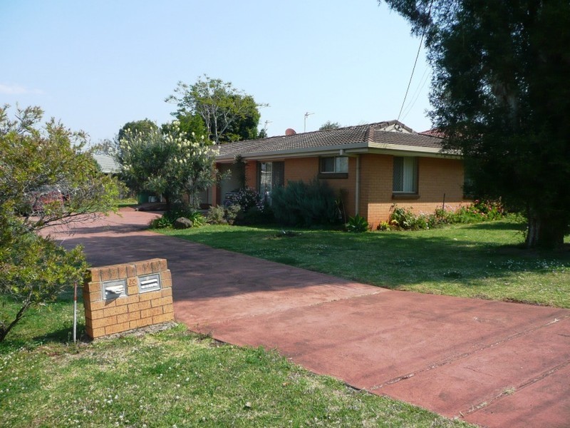 2/26 Knockator Crescent, Centenary Heights QLD 4350