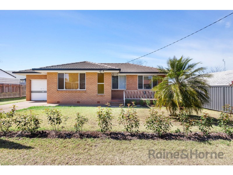 35 Wuth Street, Darling Heights QLD 4350