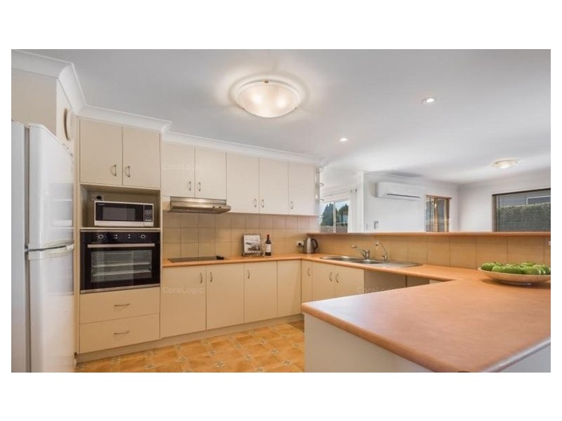26 Sweetapple Crescent, Centenary Heights QLD 4350