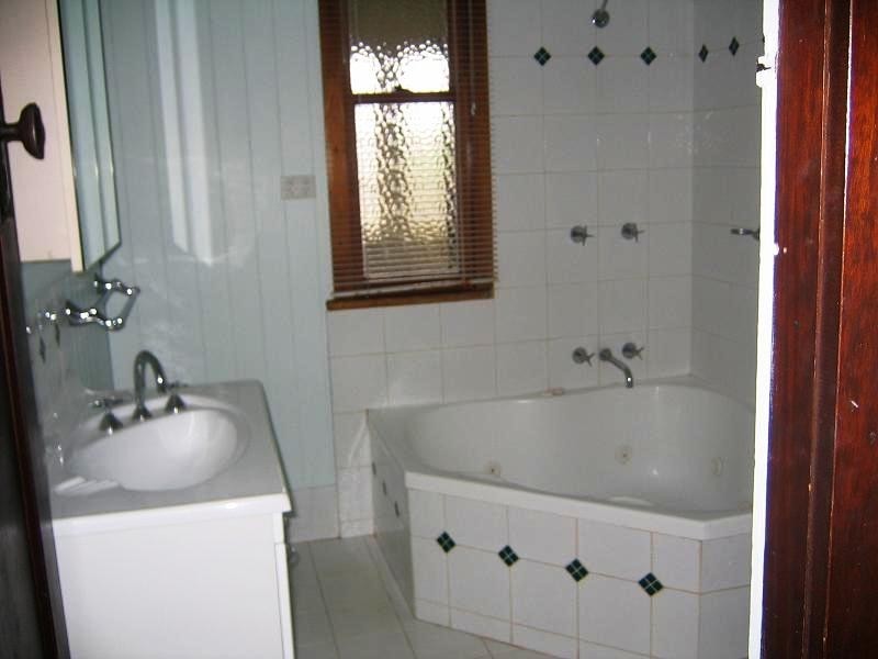 94a James Street, South Toowoomba QLD 4350