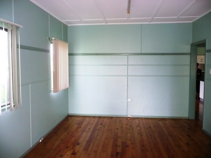 43 Railway Parade, Cambooya QLD 4358
