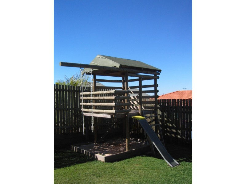 8  Lyness Court, Wilsonton QLD 4350
