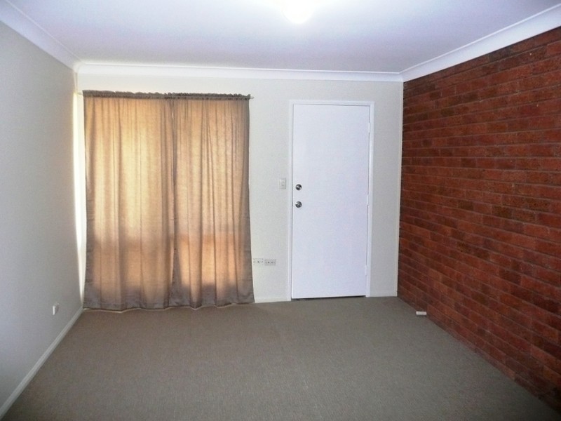 1/276 Tor Street, Newtown QLD 4350
