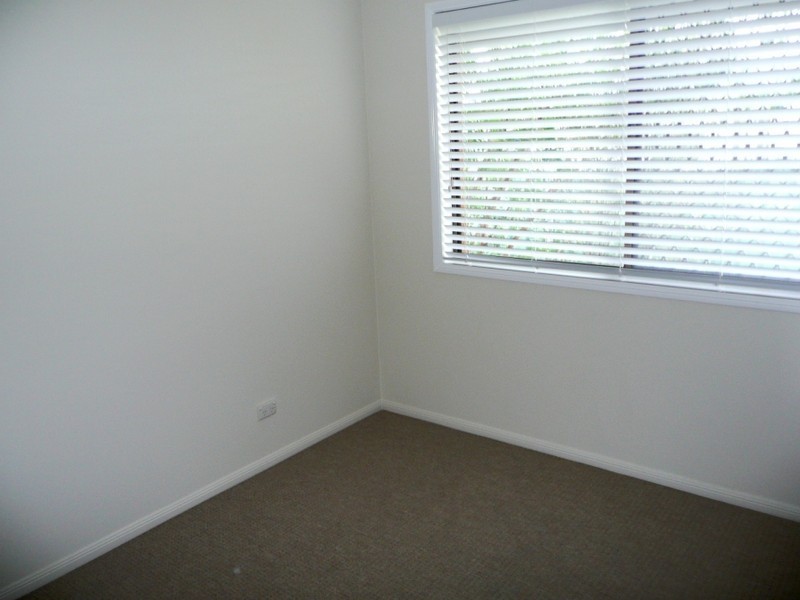 1/276 Tor Street, Newtown QLD 4350