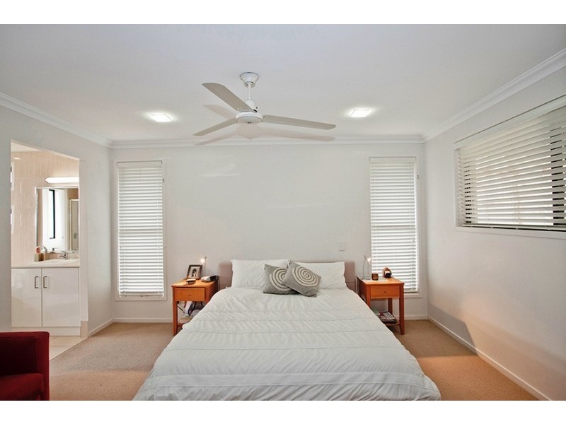 18 McCallum Court, Middle Ridge QLD 4350