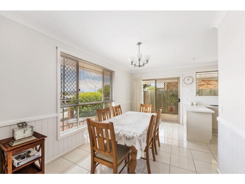 4/4 O’Quinn Street, Harristown QLD 4350