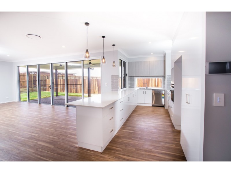 5 Bootes Street, Kearneys Spring QLD 4350