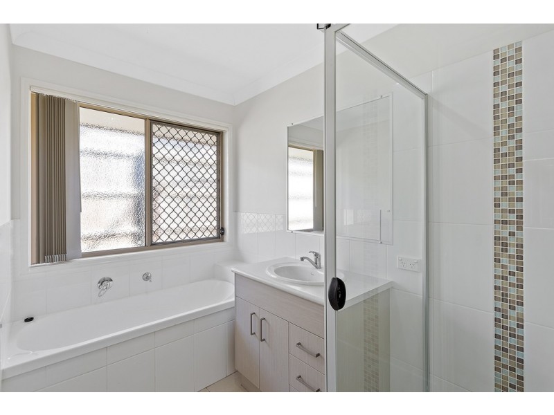 6 McMorrow Street, Kearneys Spring QLD 4350