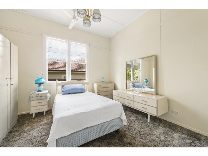 42 Phillip Street, South Toowoomba QLD 4350