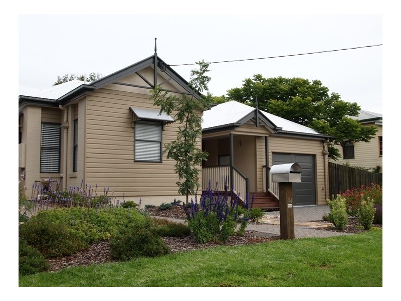 34 Grenier Street, East Toowoomba QLD 4350