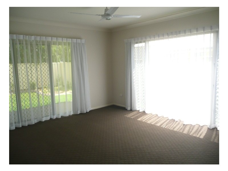 3 Pugh Street, Middle Ridge QLD 4350