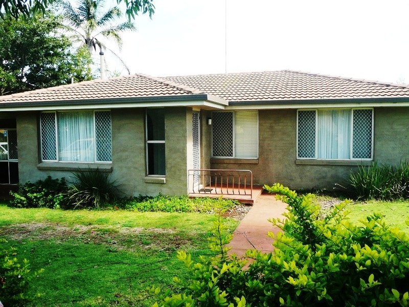 81 Arabian Street, Harristown QLD 4350