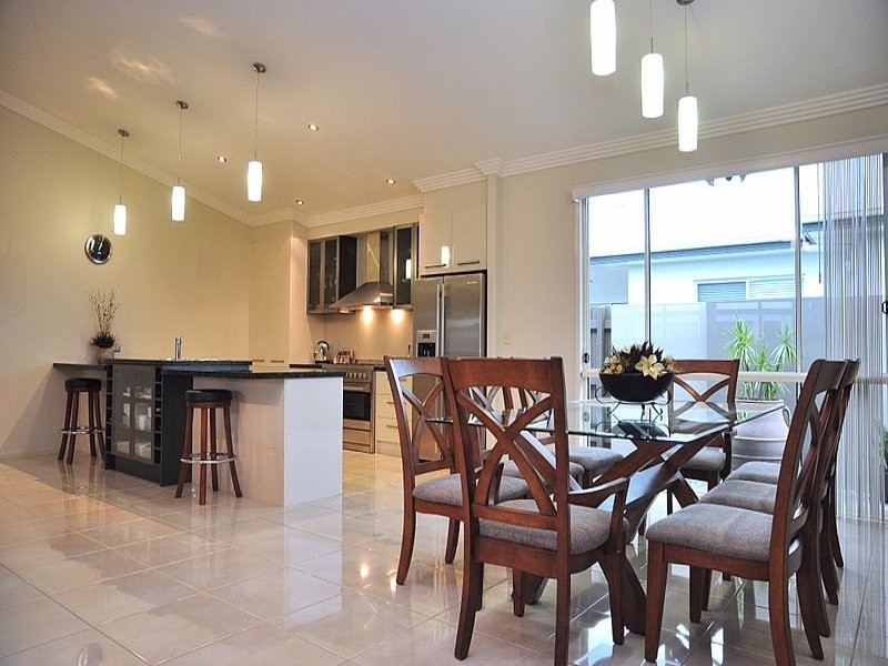 8 Beardsworth Court, Middle Ridge QLD 4350