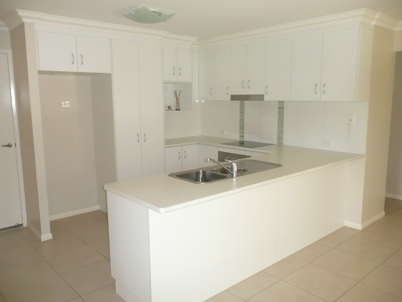 1/13 Samuel Court, Darling Heights QLD 4350