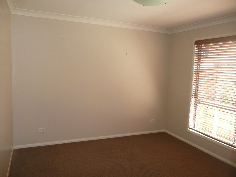1/13 Samuel Court, Darling Heights QLD 4350