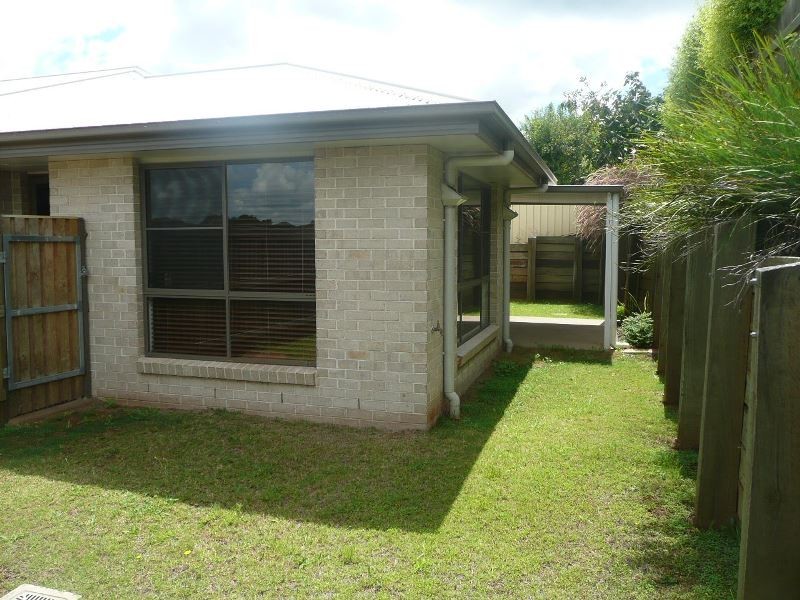 1/13 Samuel Court, Darling Heights QLD 4350