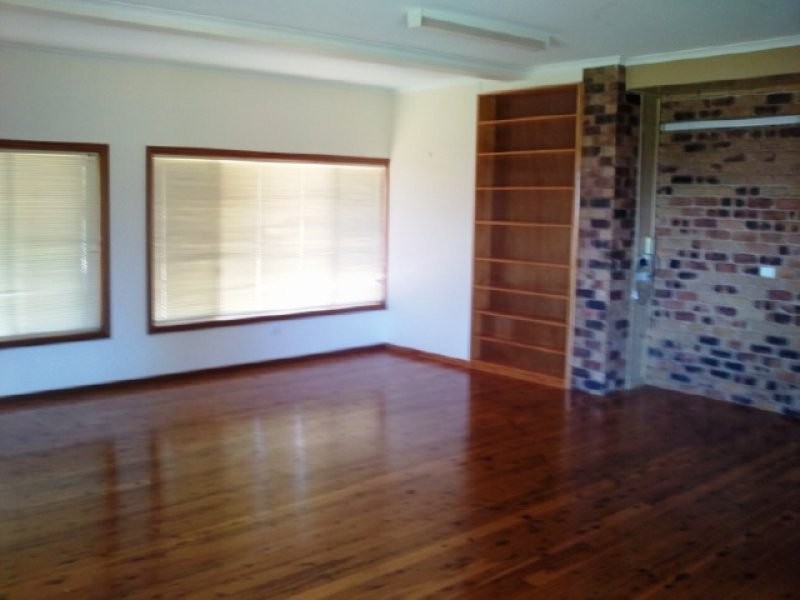 8 Glencoe Court, Middle Ridge QLD 4350