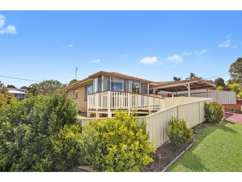 17 Gordon Avenue, Rockville QLD 4350
