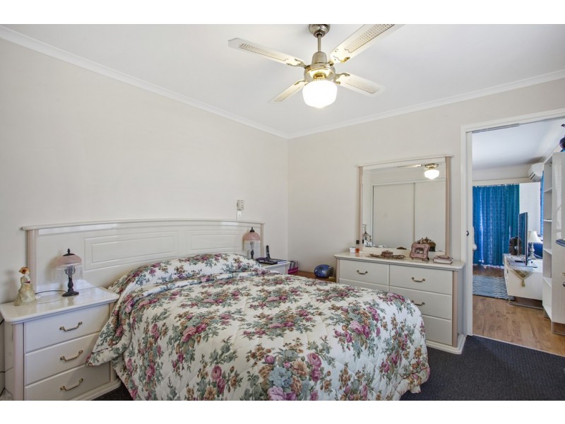 17 Gordon Avenue, Rockville QLD 4350