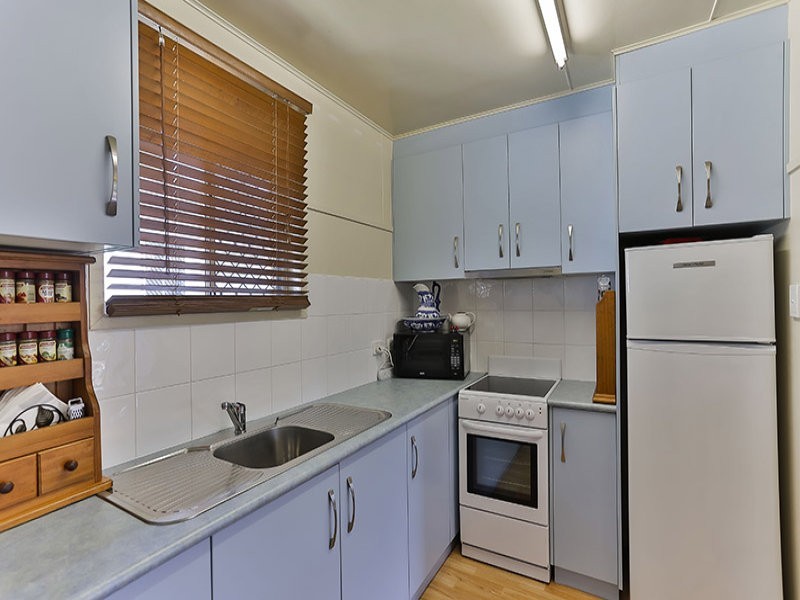 1/14 Ascot Street, Newtown QLD 4350