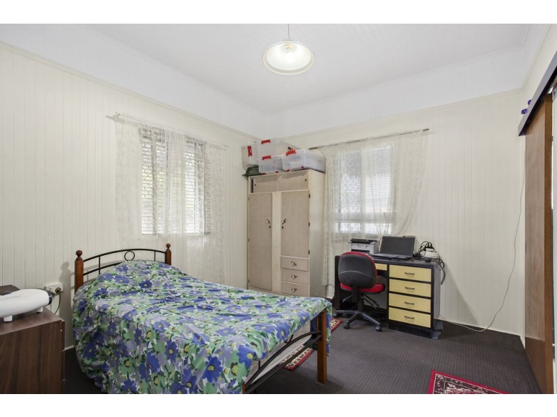 704 Ruthven Street, South Toowoomba QLD 4350