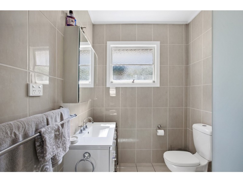 232a Herries Street, Newtown QLD 4350