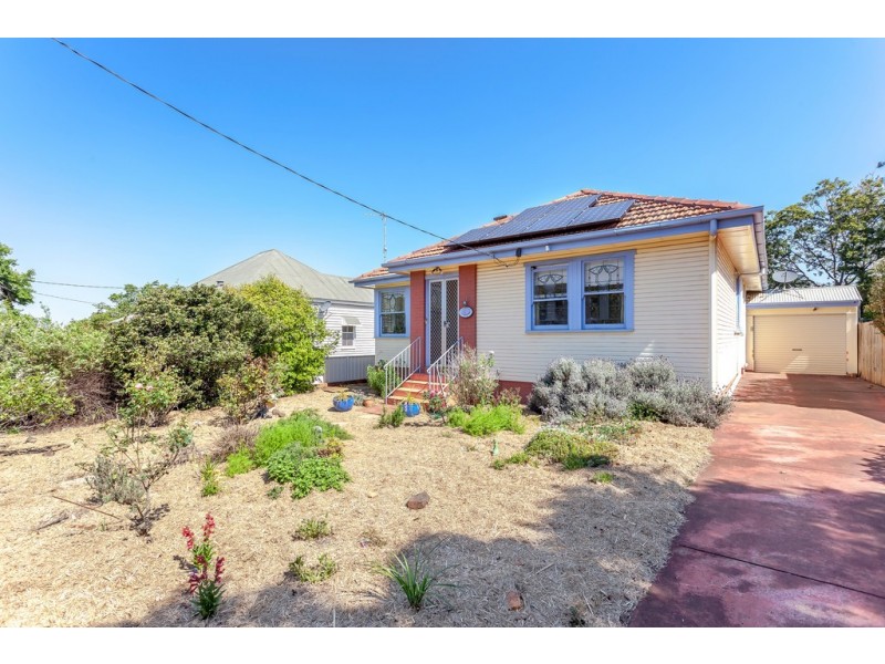 232a Herries Street, Newtown QLD 4350