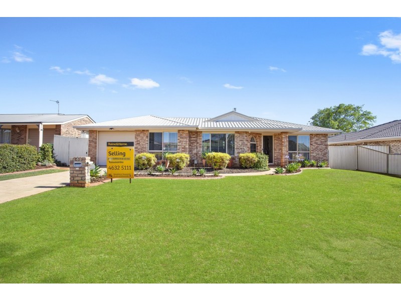 4 Alroe Crt, Kearneys Spring QLD 4350