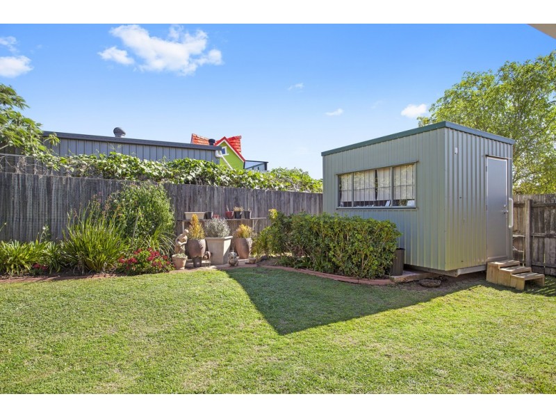 4 Alroe Crt, Kearneys Spring QLD 4350