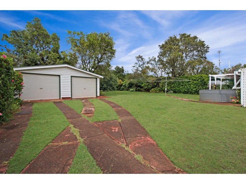 128 Taylor Street, Newtown QLD 4350