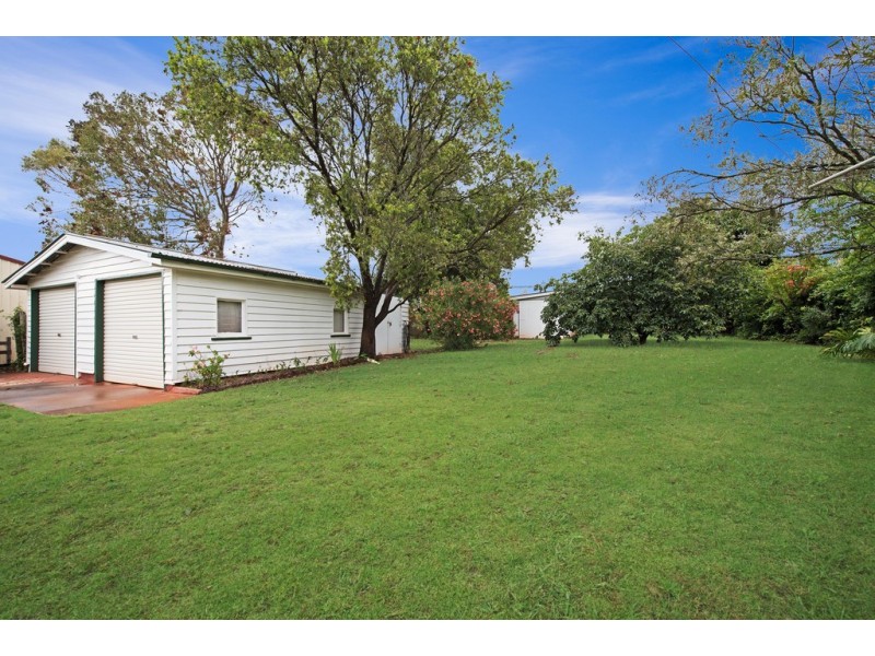 128 Taylor Street, Newtown QLD 4350