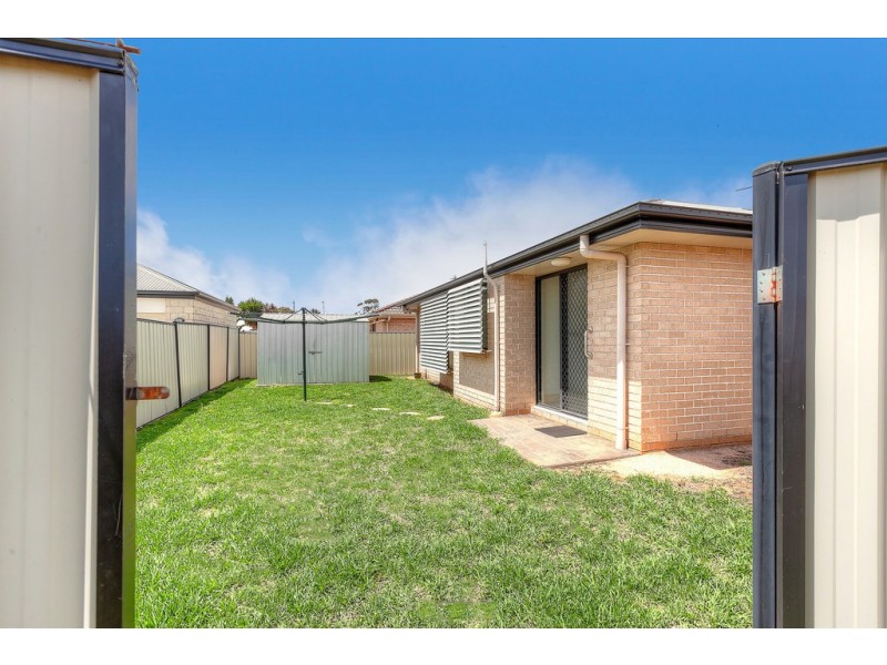 1 Lavarack Street, Darling Heights QLD 4350
