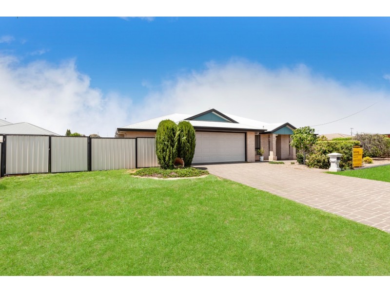 1 Lavarack Street, Darling Heights QLD 4350