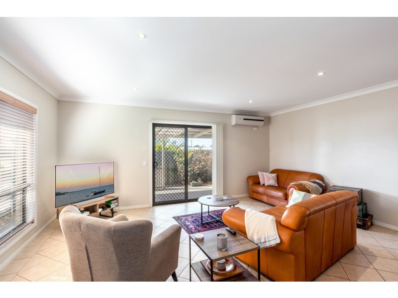 1/8A Derwak Street, Harristown QLD 4350